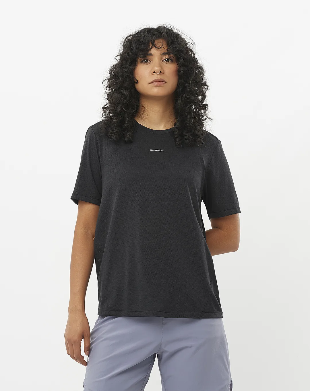 חולצת נשים Shkout Core – SALOMON-LC2425200 – deep-black – 1