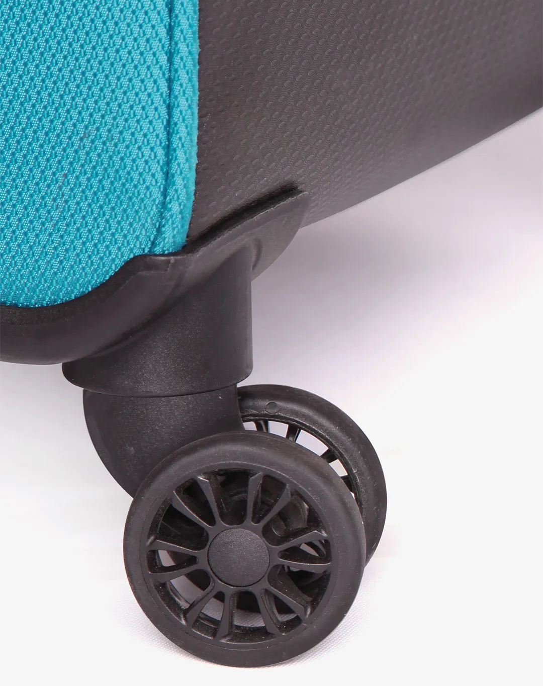 סט 3 מזוודות 20" 24" 28" VISTA – – פטרול – 2