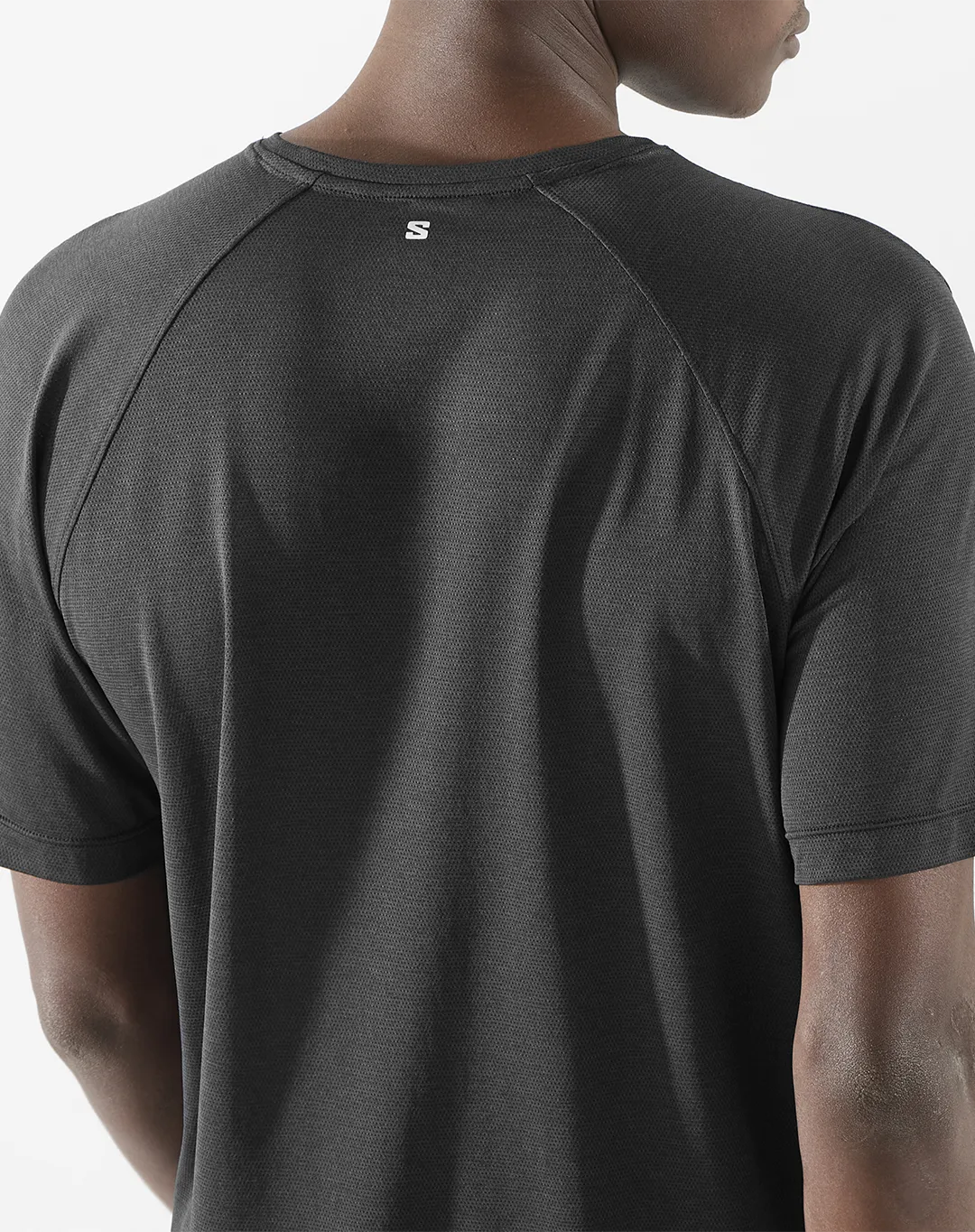 חולצת Shkout Core – SALOMON-LC2423700 – deep-black – 3