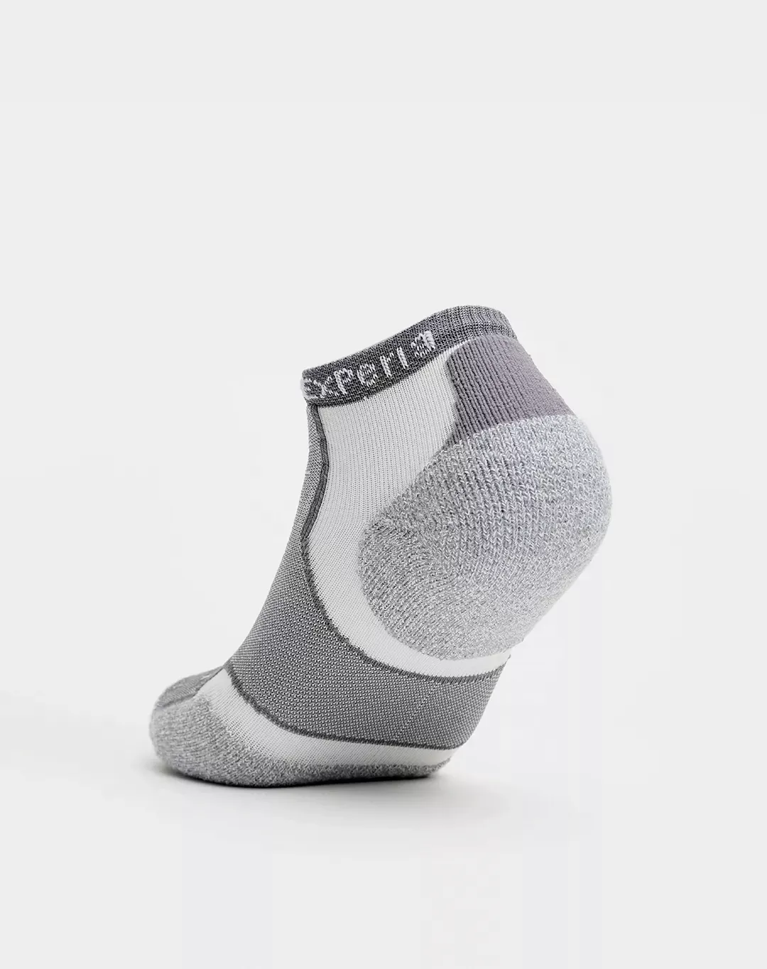 גרבי Experia Xccu